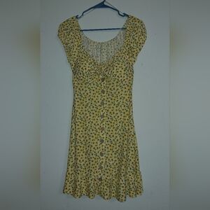 💚 3 For $15 Sunflower Dress